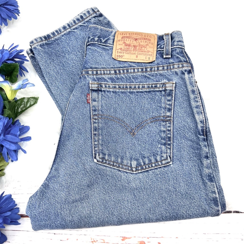 👖|•LEVI'S•| Old School 550 Tapered Leg Relaxed Fit Jean Sz 12 Mis SHORT